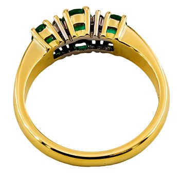 18ct gold Emerald/Diamond 3 stone Ring size L